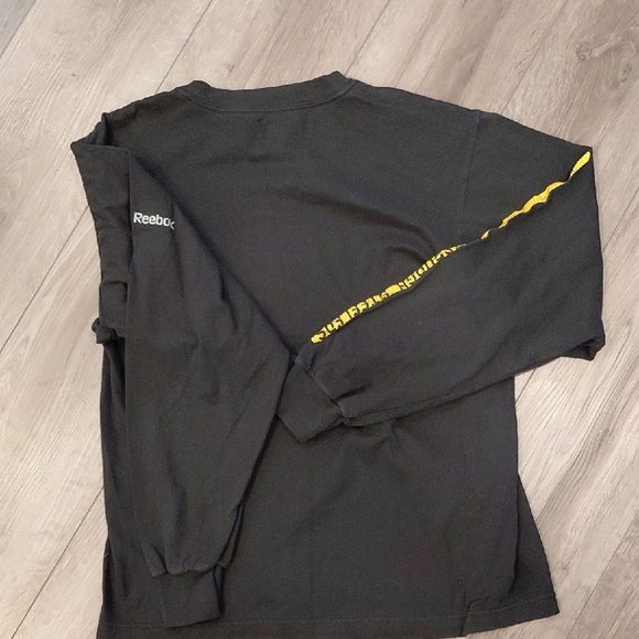 Reebok Black Cotton-Polyester Blend Shirt - Picture 2 of 3